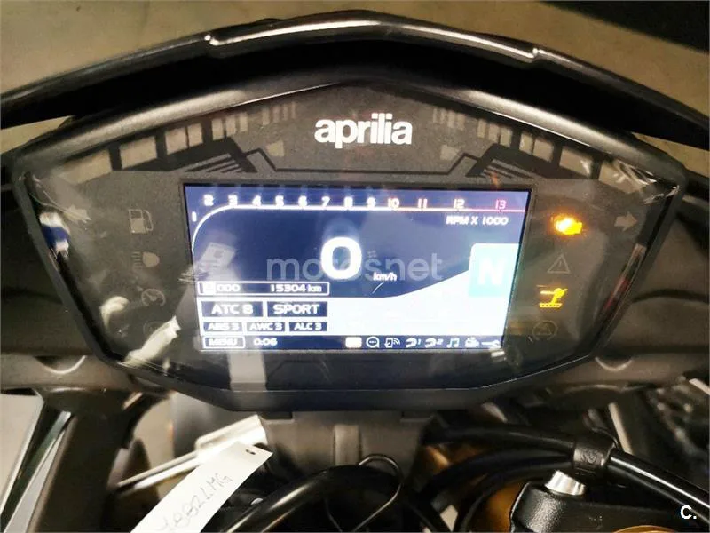 Aprilia Tuono V4 1100 – Vista 10