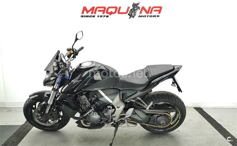 Honda CB 1000R – Vista 15