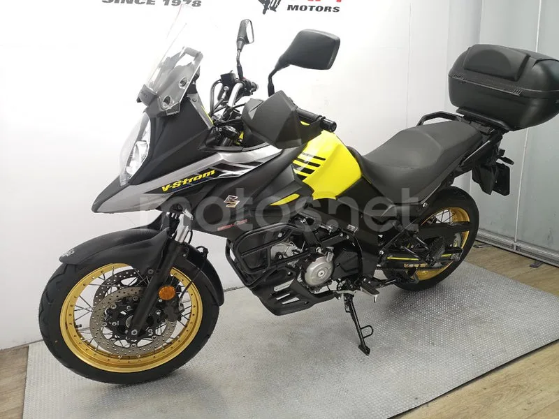 Suzuki V-Strom 650 XT – Vista 15