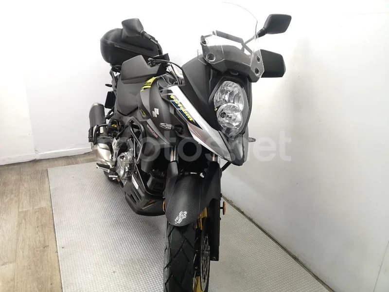 Suzuki V-Strom 650 XT – Vista 3