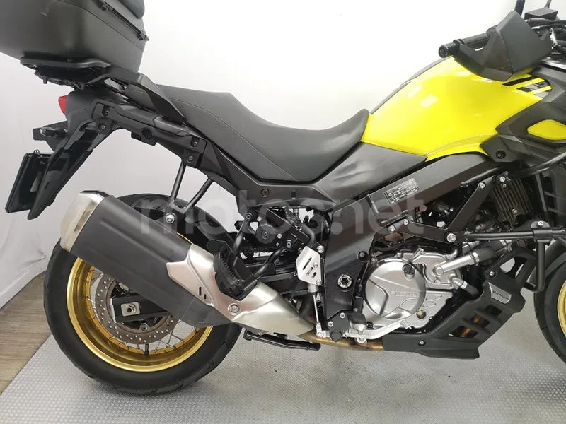 Suzuki V-Strom 650 XT – Vista 5