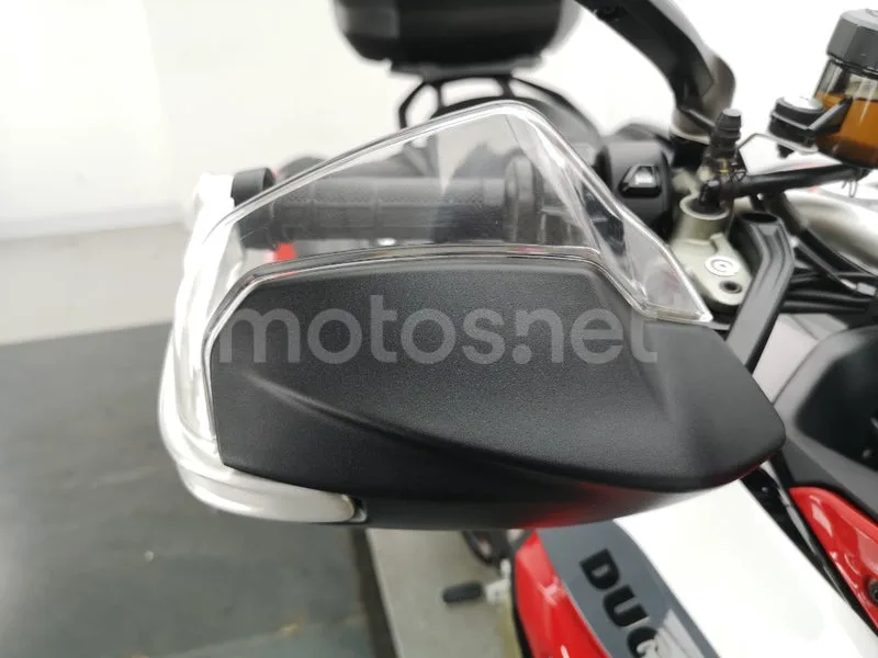 Ducati Multistrada V4 – Vista 12