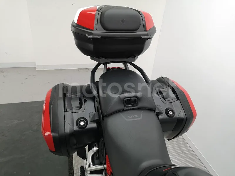 Ducati Multistrada V4 – Vista 13
