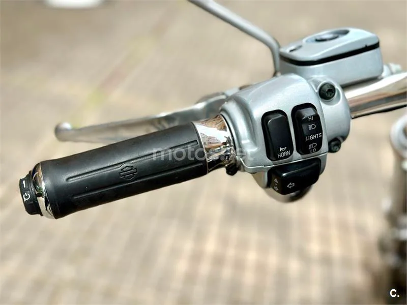 Harley-Davidson V-Rod – Vista 16