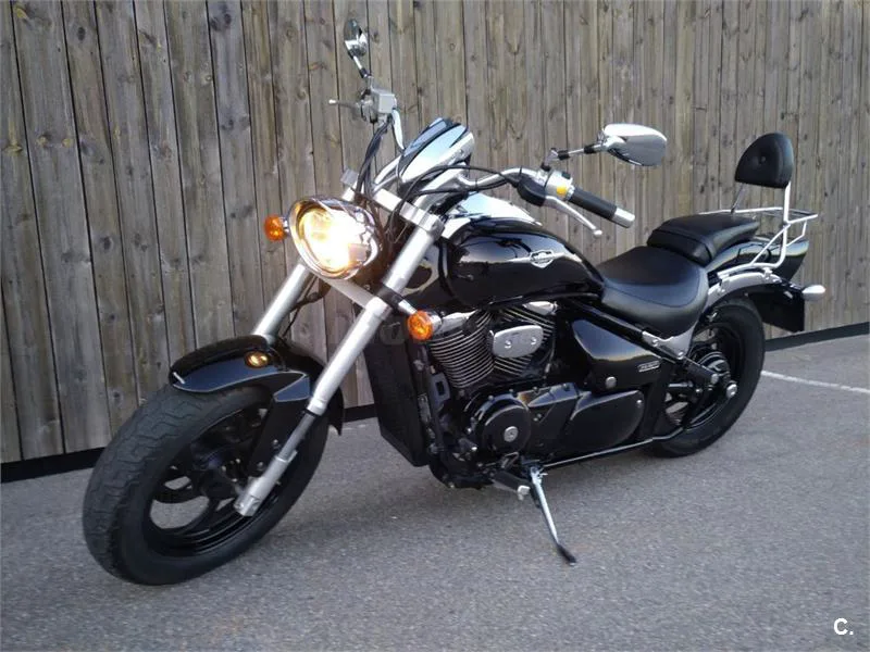 Suzuki Intruder M800 – Vista 2