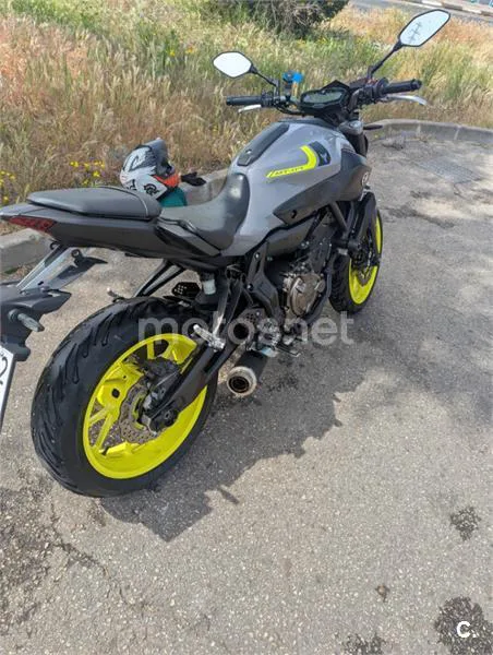 Yamaha MT-07 – Vista 2
