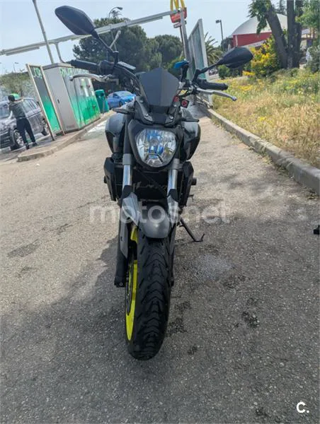 Yamaha MT-07 – Vista 4