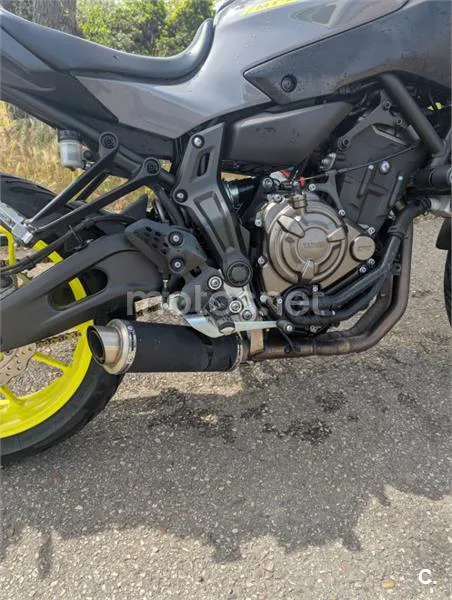 Yamaha MT-07 – Vista 6