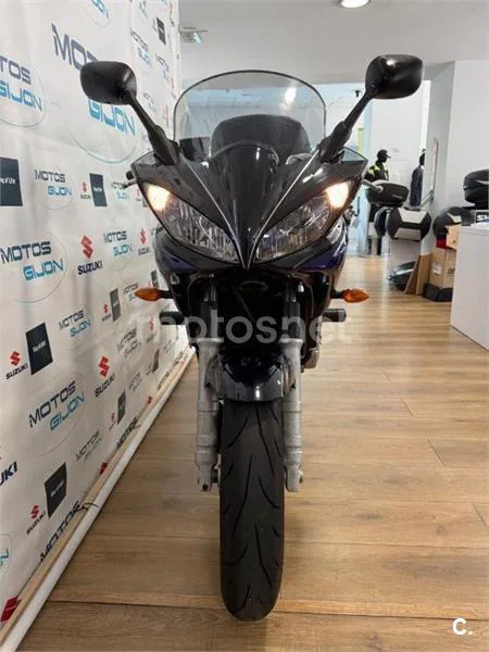 Yamaha FZ6 Fazer – Vista 5