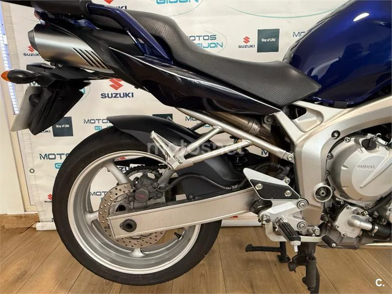 Yamaha FZ6 Fazer – Vista 8