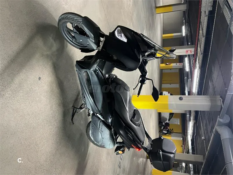 Yamaha XMAX 300 – Vista 3