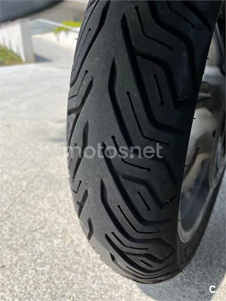 Honda SH 300i – Vista 6