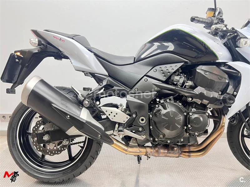Kawasaki Z750 – Vista 4