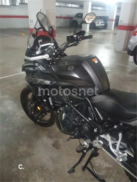 Benelli TRK 502 – Vista 2