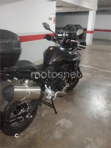 Benelli TRK 502 – Vista 3