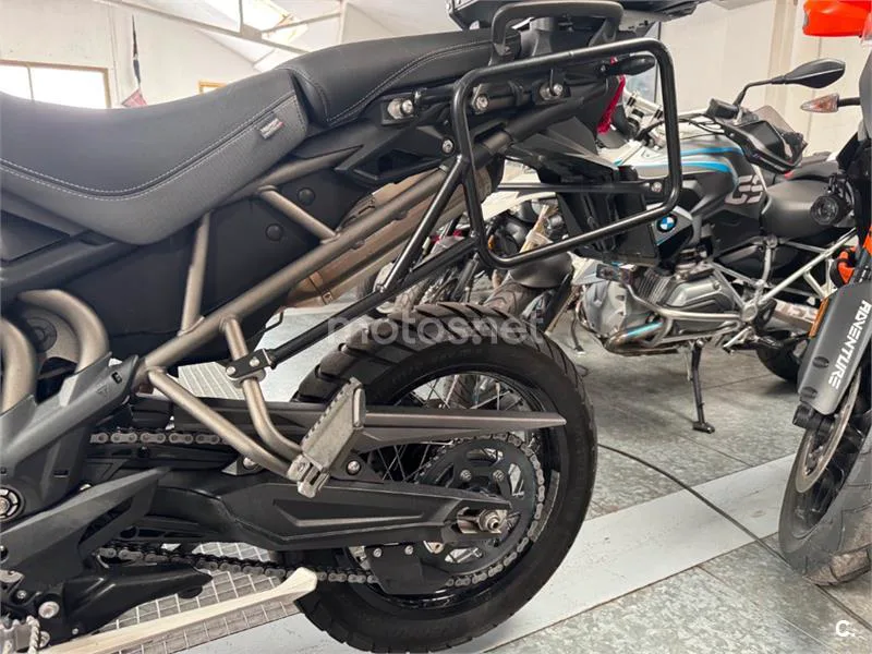 Triumph Tiger 800 XC – Vista 11