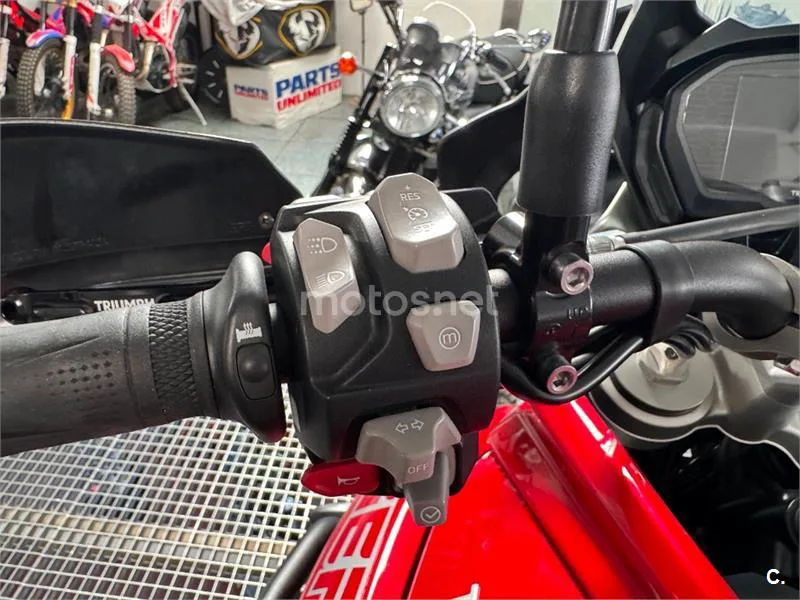 Triumph Tiger 800 XC – Vista 20