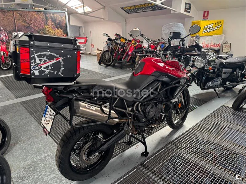 Triumph Tiger 800 XC – Vista 7
