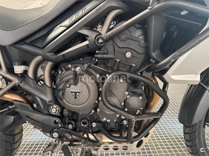 Triumph Tiger 800 XC – Vista 8