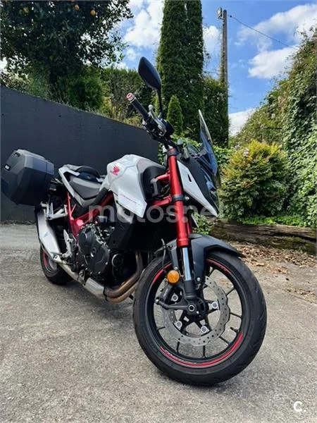 Honda CB 750 – Vista 4