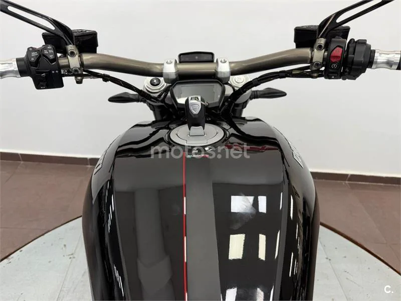 Ducati XDiavel – Vista 8