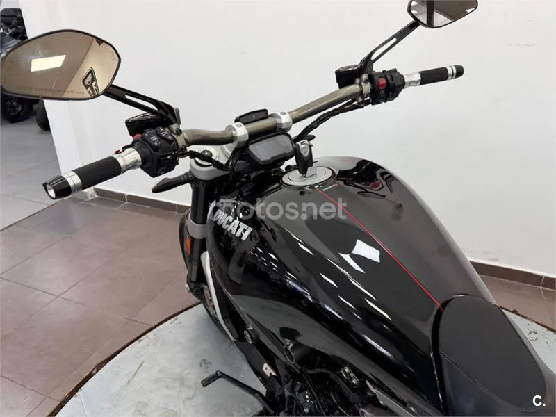 Ducati XDiavel – Vista 9