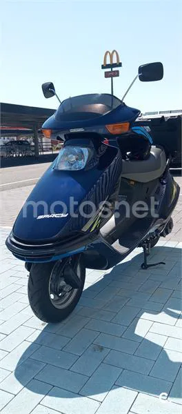 Honda CH 125 Spacy – Vista 3