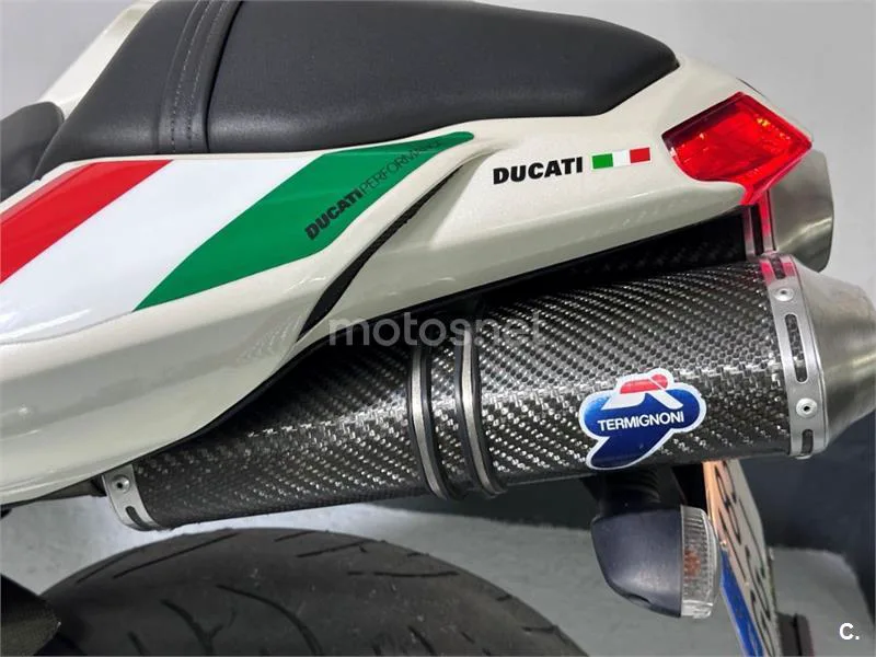Ducati 848 Superbike – Vista 16
