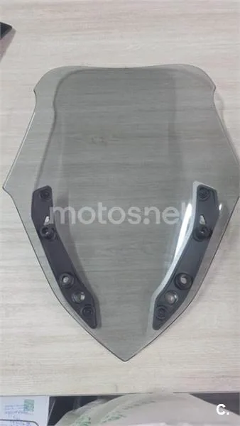 Yamaha XMAX 300 – Vista 17
