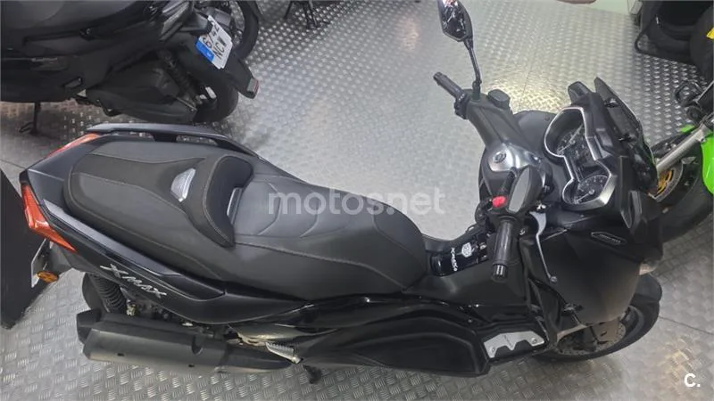 Yamaha XMAX 300 – Vista 6
