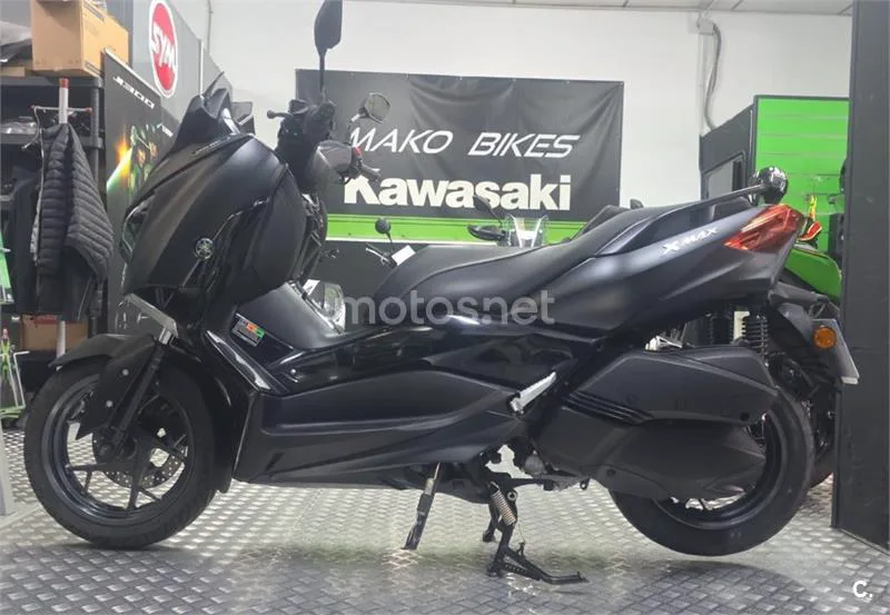 Yamaha XMAX 300 – Vista 9