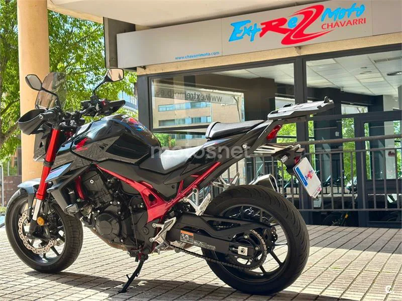 Honda CB 750 Hornet – Vista 15