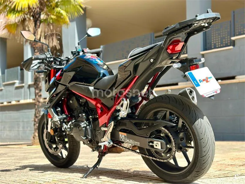 Honda CB 750 Hornet – Vista 3