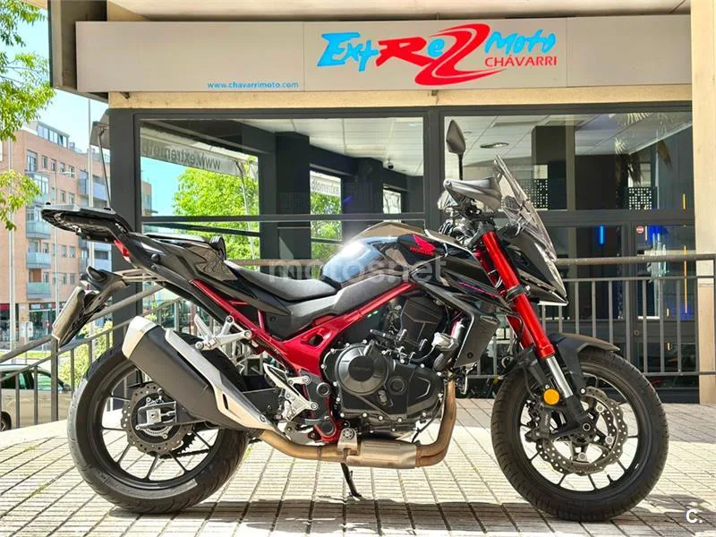 Honda CB 750 Hornet – Vista 4