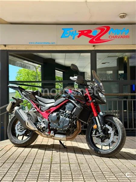 Honda CB 750 Hornet – Vista 31