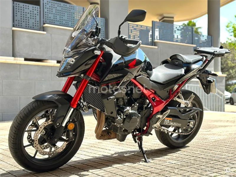 Honda CB 750 Hornet – Vista 35