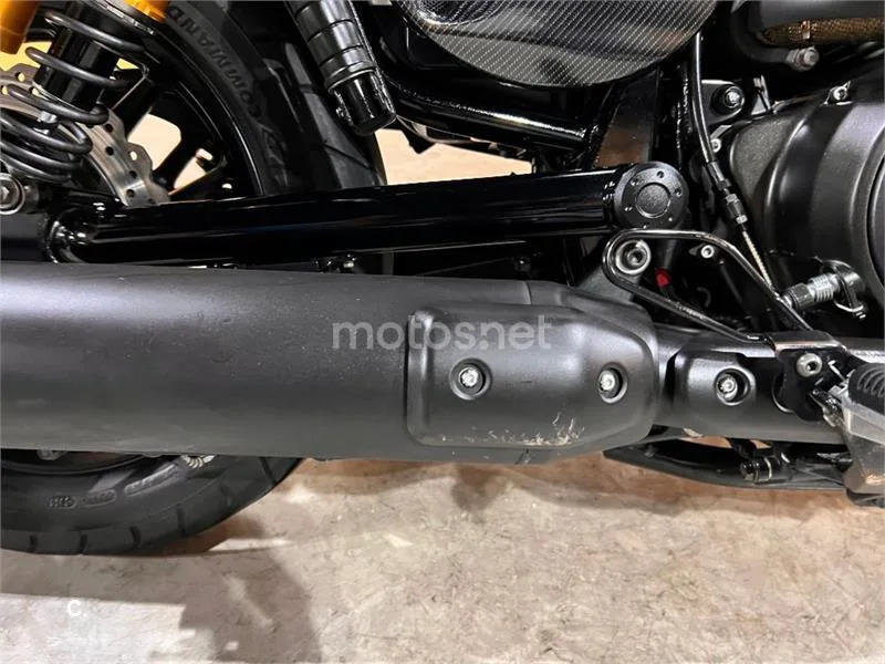 Yamaha XV 950 Racer – Vista 44