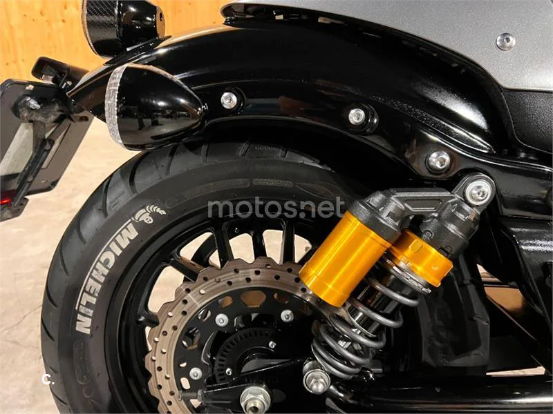 Yamaha XV 950 Racer – Vista 46