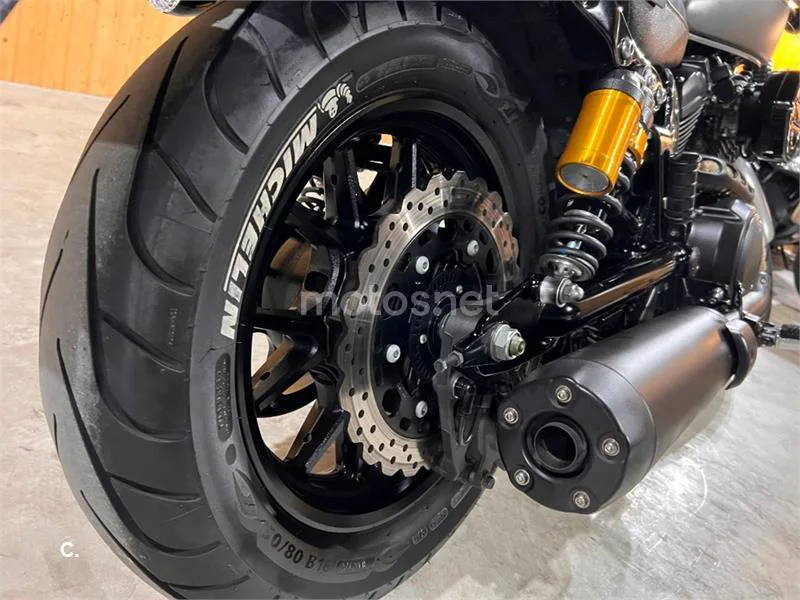 Yamaha XV 950 Racer – Vista 49