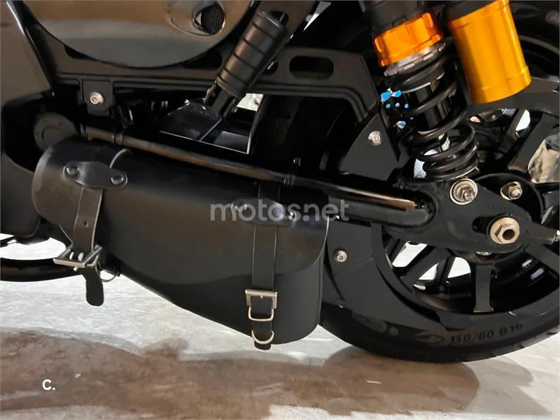Yamaha XV 950 Racer – Vista 59