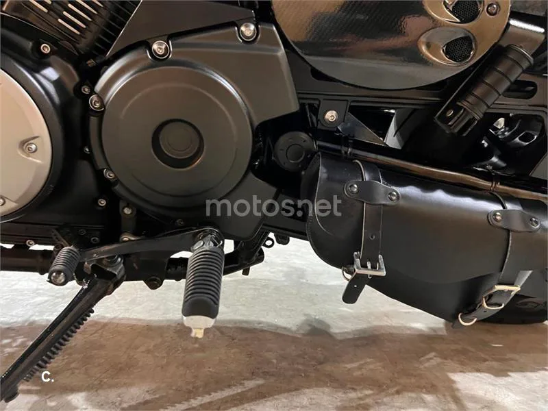 Yamaha XV 950 Racer – Vista 61