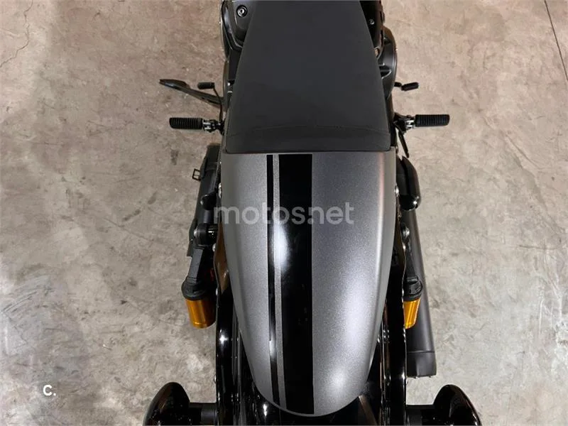 Yamaha XV 950 Racer – Vista 10