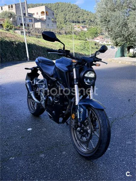 Honda CB 125 R – Vista 6