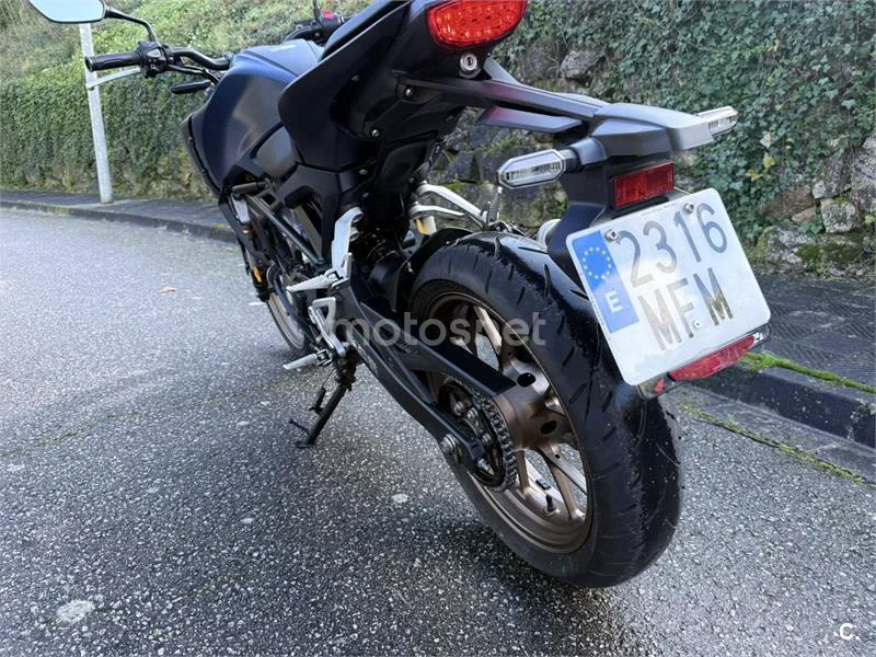 Honda CB 125 R – Vista 9