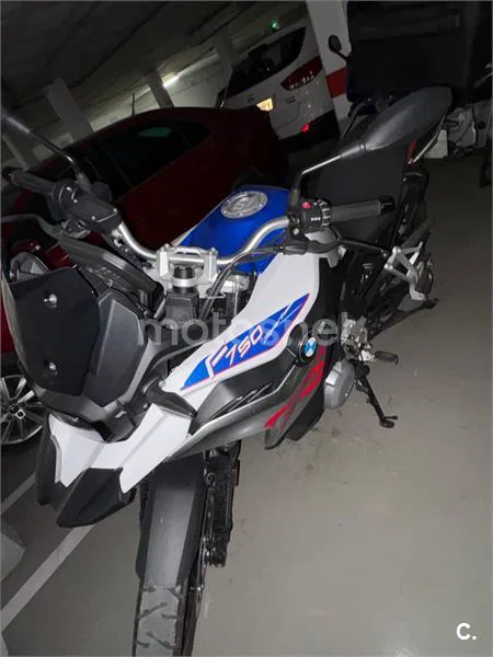 BMW F 750 – Vista 4