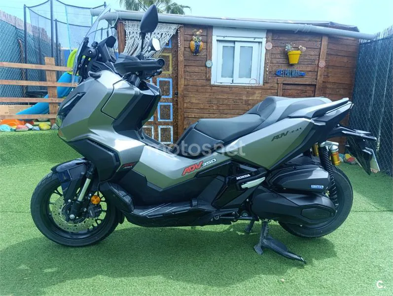 Honda ADV 350 – Vista 5