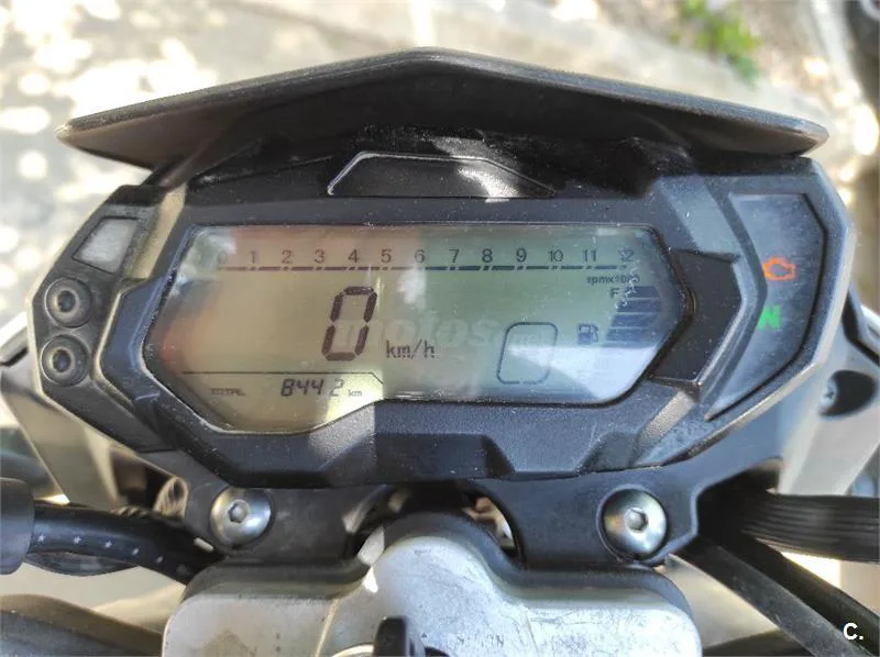 Keeway RKV 125 – Vista 2