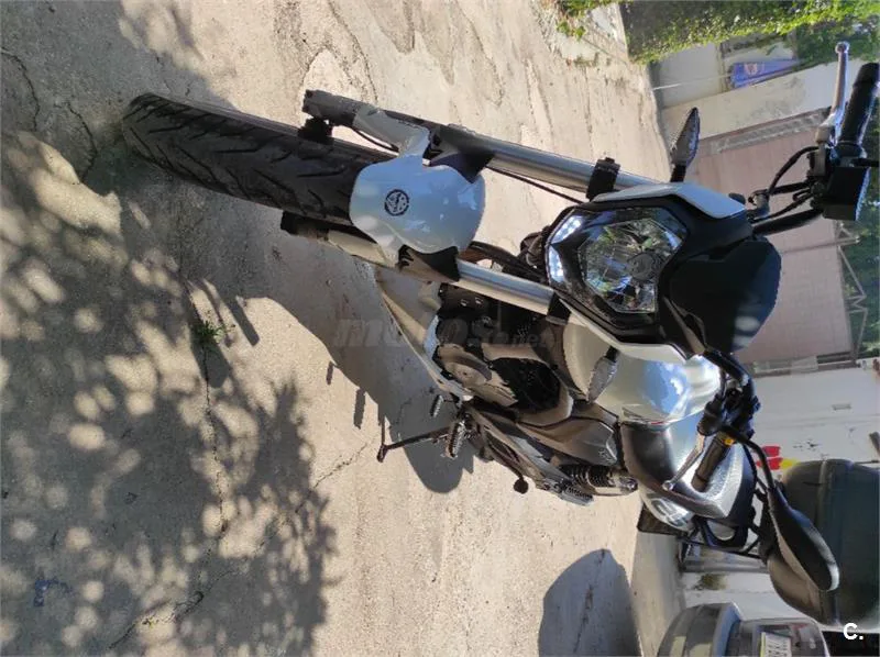 Keeway RKV 125 – Vista 3