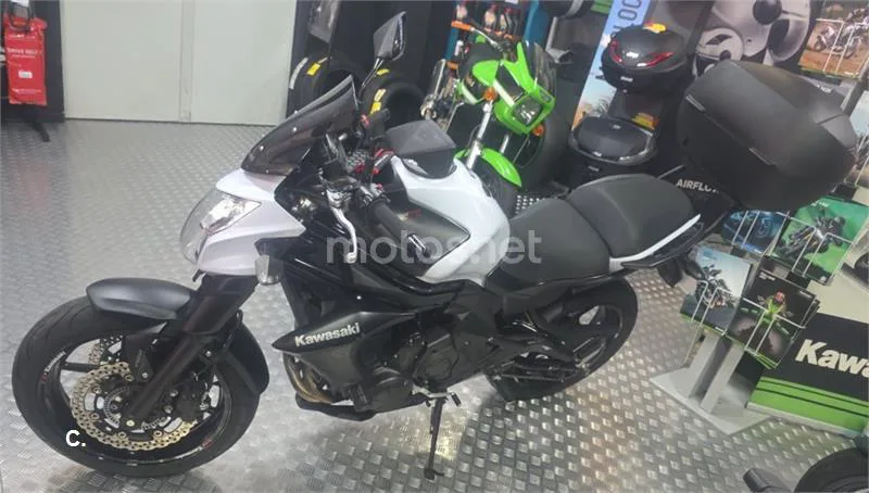 Kawasaki ER-6N – Vista 14