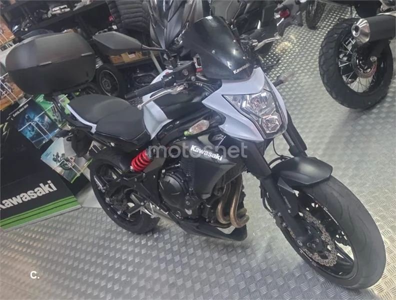 Kawasaki ER-6N – Vista 8